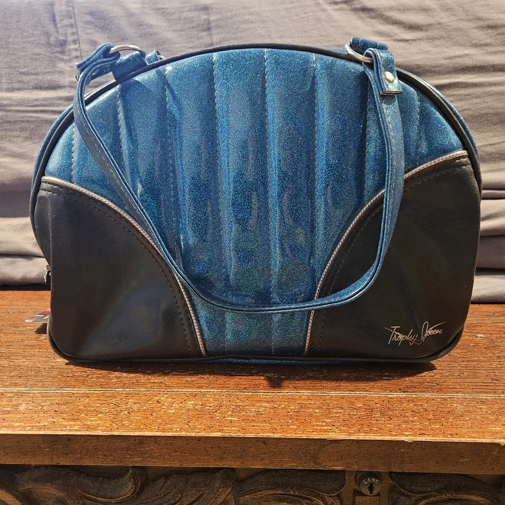 Trophy Queen purse - Picture 2 of 7